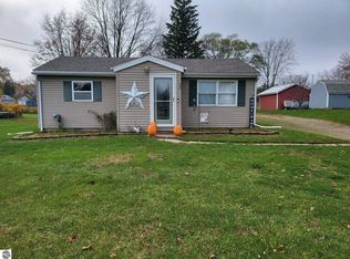 535 N Main St, Ithaca, MI 48847