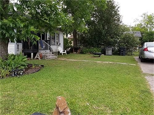 1st image of 804 Elkhart Dr