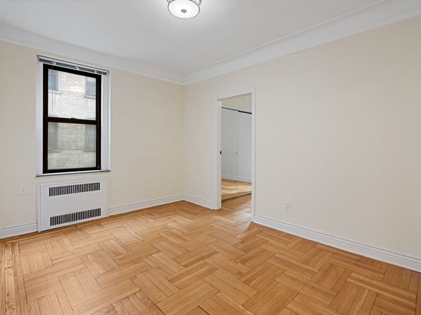 4109 41st St APT 2B
