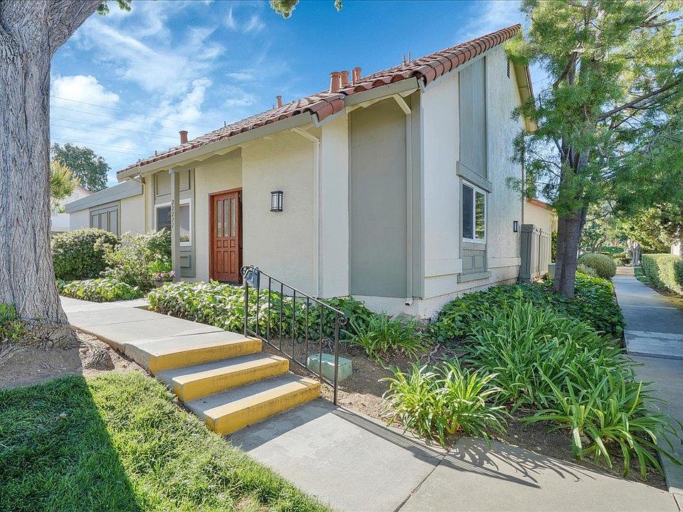 1st image of 22211 Bitter Oak St