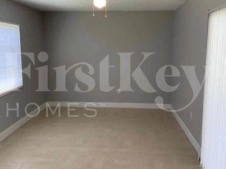 11410 NW 40th Pl — Photo 14
