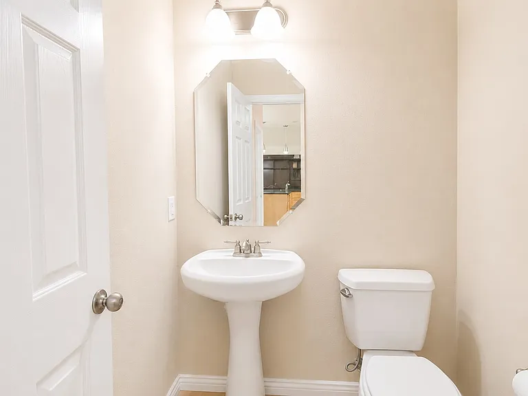 9829 Lightcatcher Dr — Photo 27