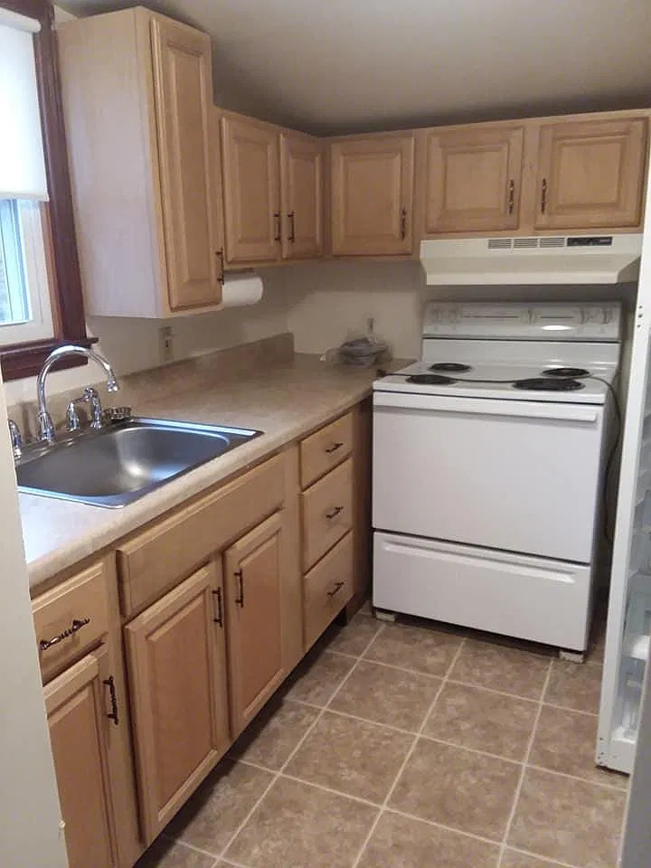 1 bed, 650 sqft, $1,600 — Photo 3