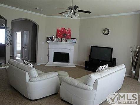 3rd image of 2725 Los Gatos Ln