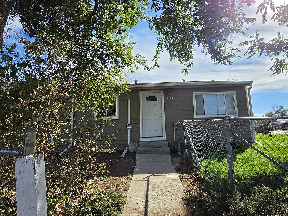 4186 W Tennessee Ave