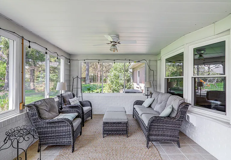1827 Larchmont Ln — Photo 64