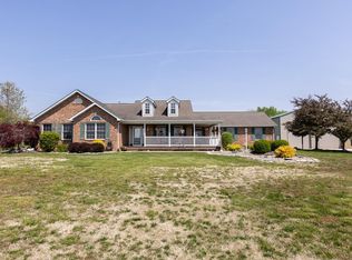8209 Peabody Rd, Freeburg, IL 62243