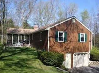 32 Birch Meadow Rd, Merrimac, MA 01860