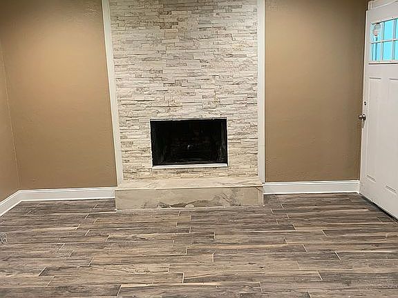 2nd image of 3404 Rockwood Dr
