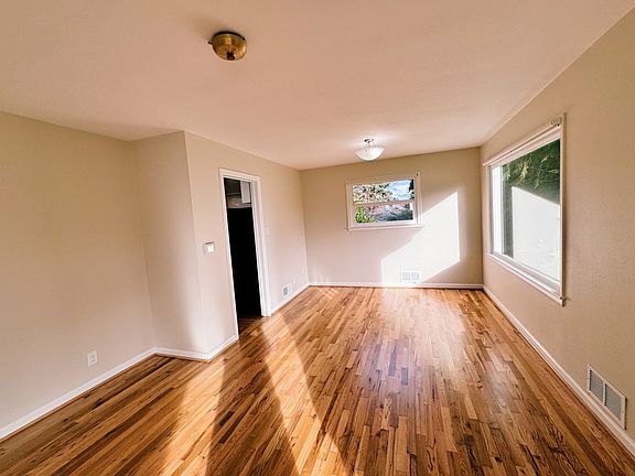 3rd image of 4217 N 22nd St