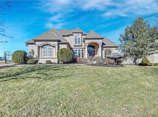 13852 Horton Dr, Overland Park, KS 66223