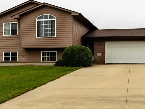 705 N Sioux Blvd, Brandon, SD 57005