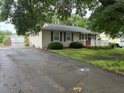 6005 SW 15th St, Des Moines, IA, 50315
