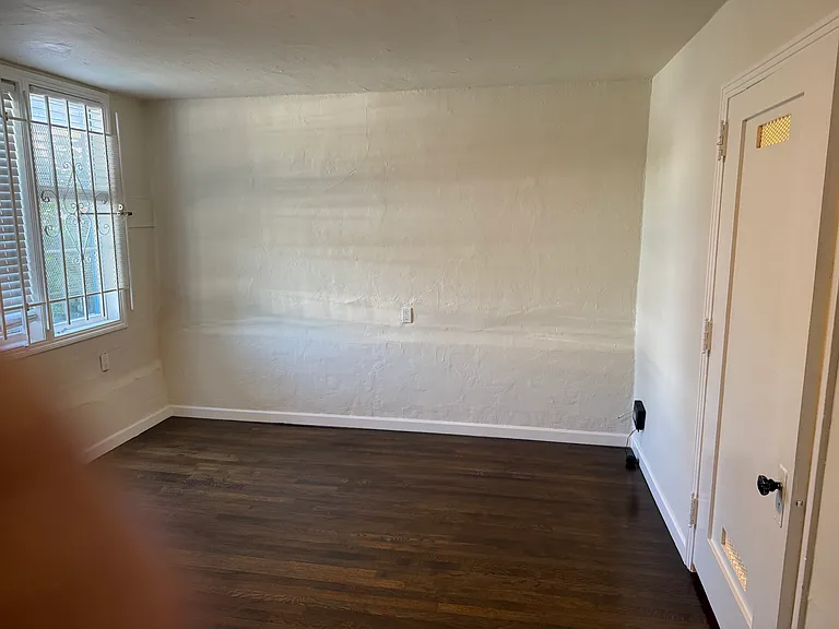349 38th St #98 — Photo 7