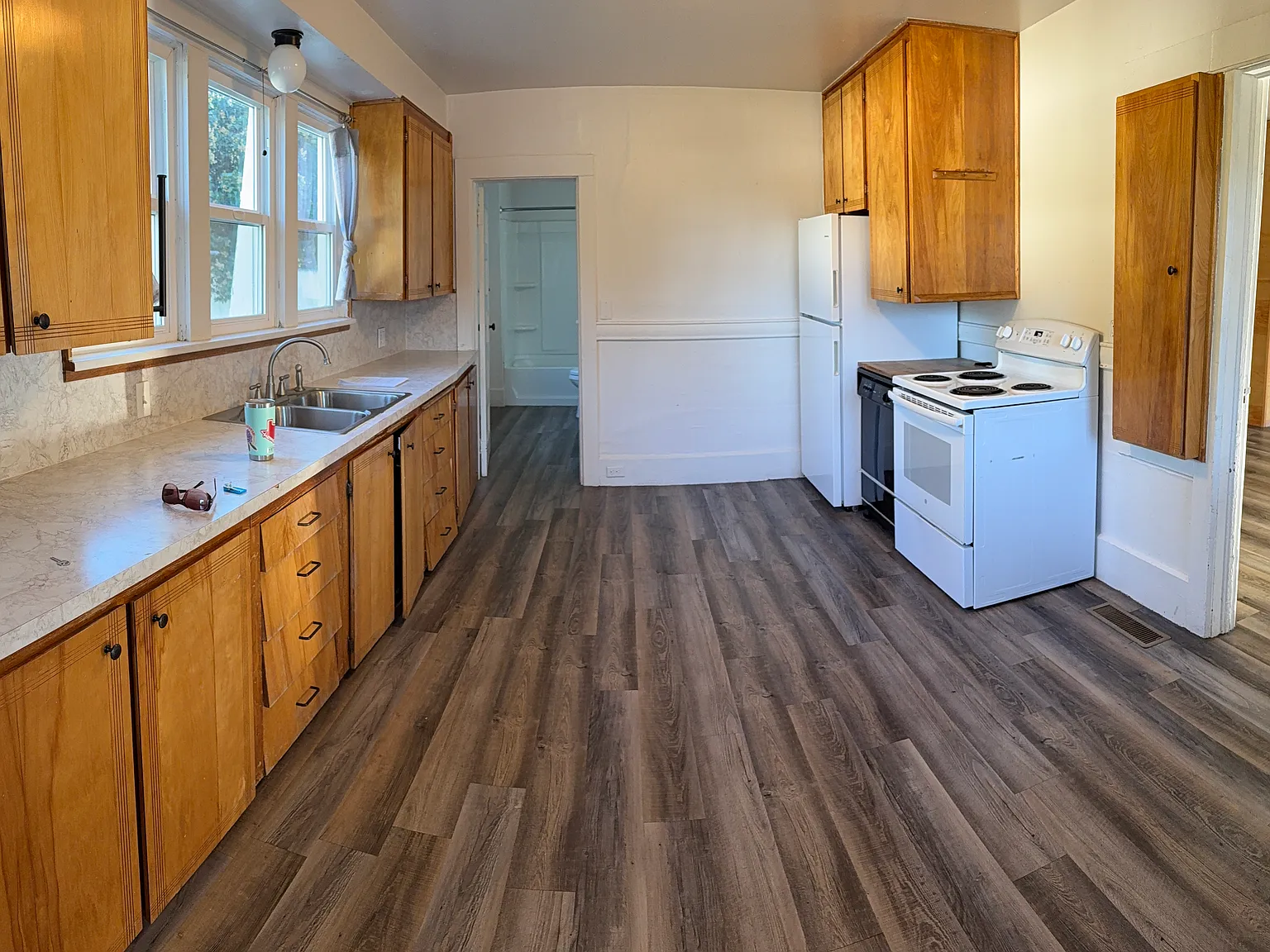 311 S Anderson St — Photo 2