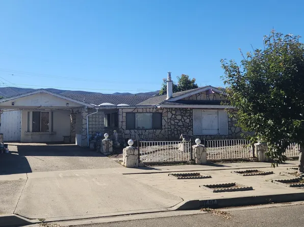 1404 W Walnut Ave, Lompoc, CA 93436