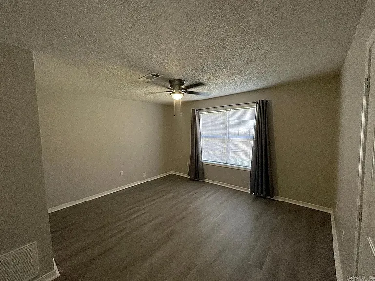 1319A Collier Dr — Photo 8