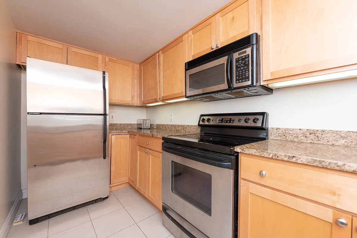 Building Photo - 2630 Adams Mill Rd #206
