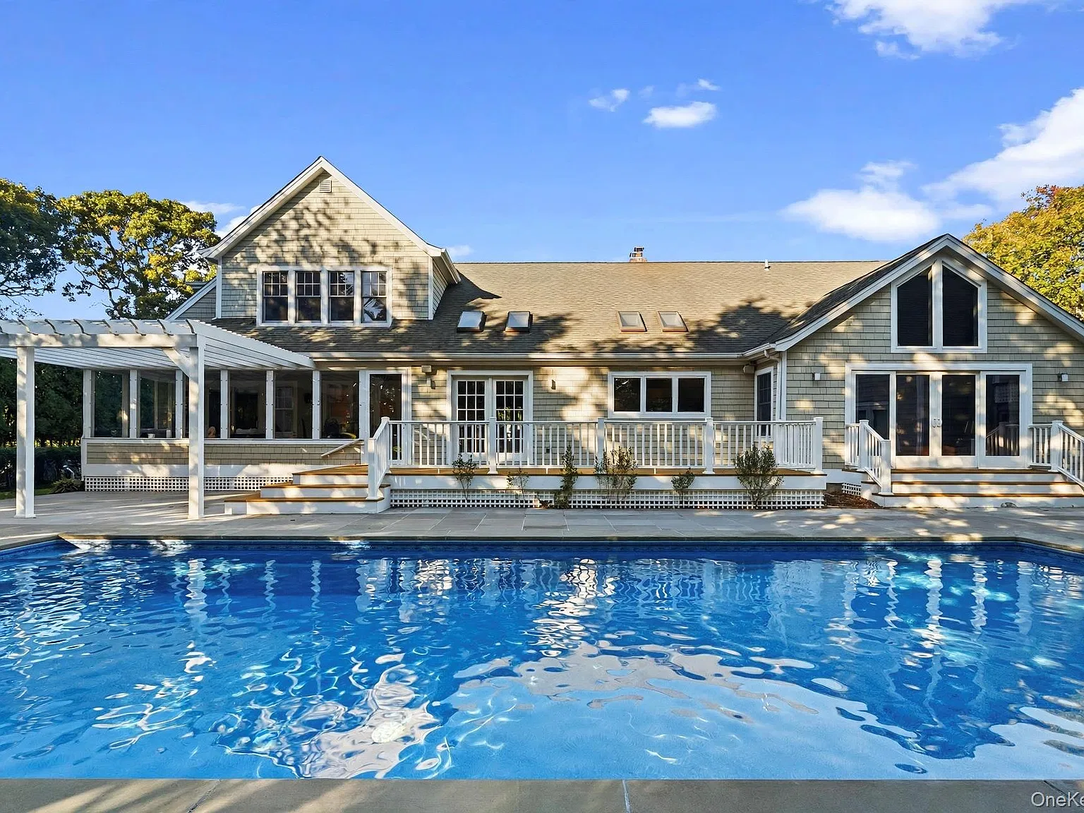 3 bed, 3.0 bath, 3749 sqft, $50,000 — Photo 1