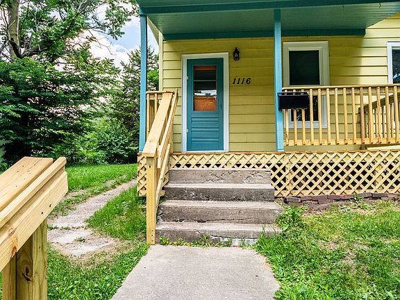 2nd image of 377 31st St SE
