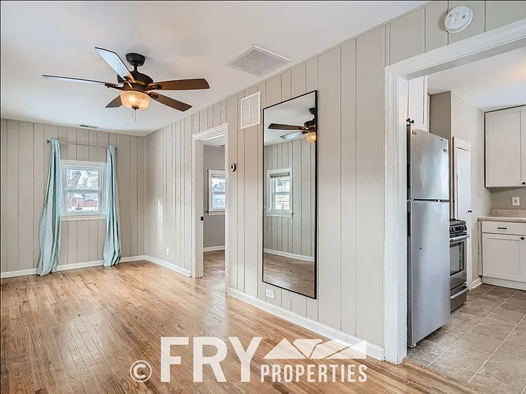 98 S Newland St — Photo 27