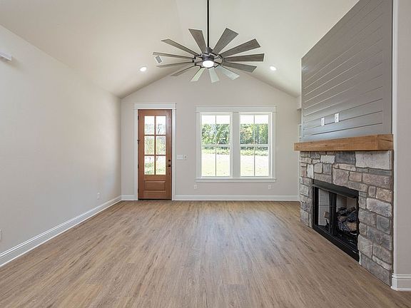 3rd image of 24 Exminster Ln