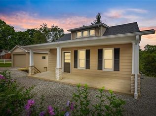 1320 Coraopolis Heights Rd, Coraopolis, PA 15108