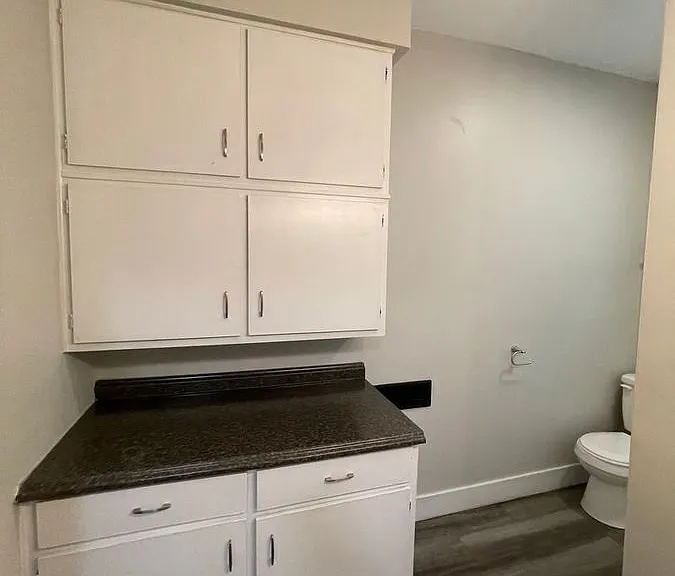2135 Summit St #C — Photo 20