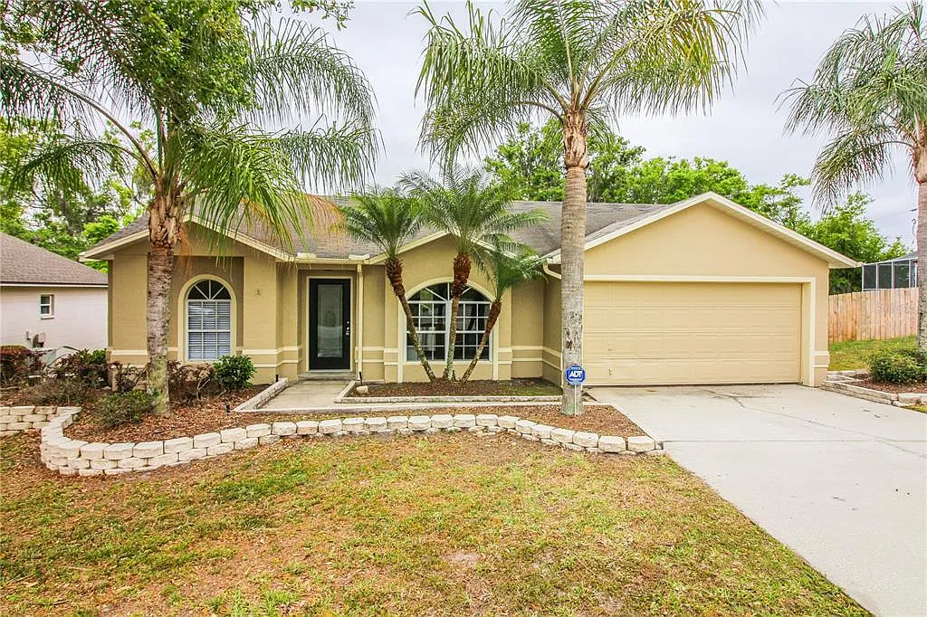 3 bed, 2.0 bath, 1252 sqft, $1,900 — Photo 1