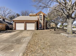 6349 Rockhaven Dr, Fort Worth, TX 76179