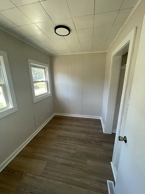 4 bed, 1200 sqft, $1,375 — Photo 2