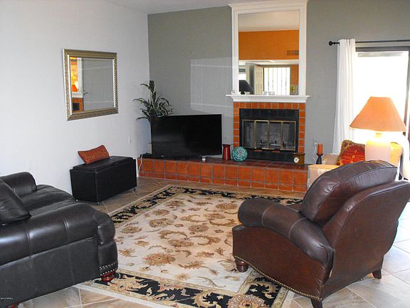 5th image of 744 W Calle De Emilia