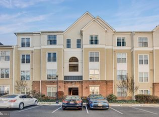 2103 Highcourt Ln APT 403, Herndon, VA 20170