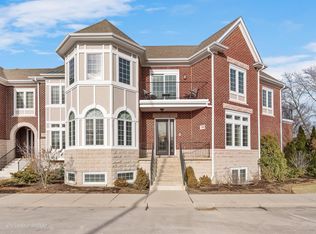 1454 E Northwest Hwy, Arlington Heights, IL 60004