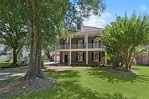 4 Muirfield Pl