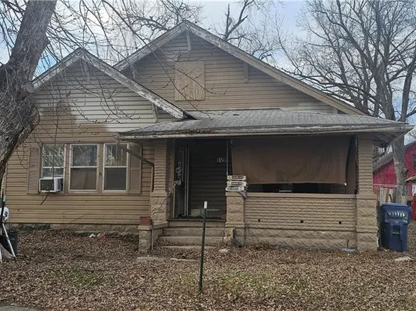 117 E Clark St, Brookfield, MO 64628