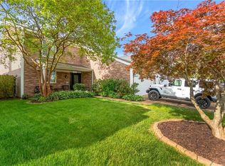 3169 Crestwood Ln, Virginia Beach, VA 23453