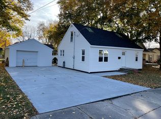 829 W Main St, Ottawa, IL 61350