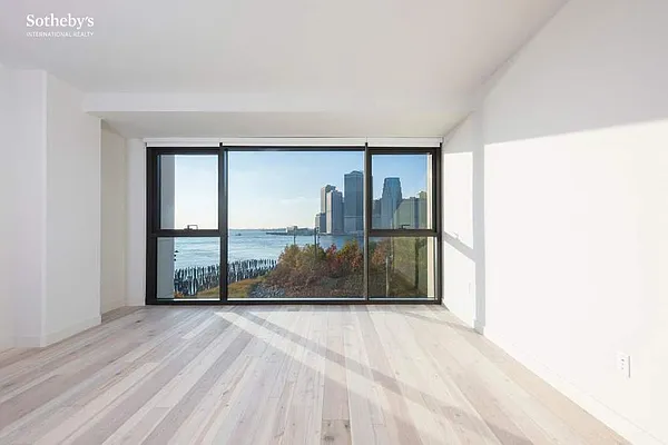 Rented by Sotheby's International Realty | media 23