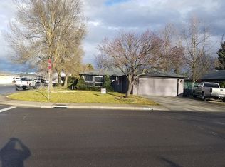 1208 Glengrove Ave, Central Pt, OR 97502