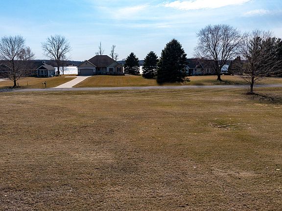 4th image of Nottawaseepe Island Ln