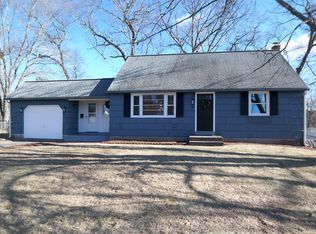 4 Light St, Enfield, CT 06082