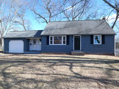4 Light Street, Enfield, CT, 06082