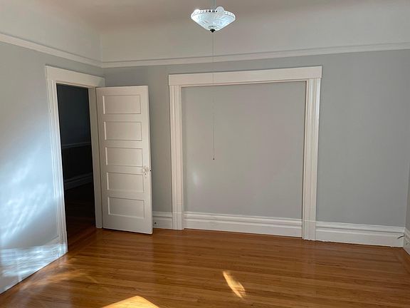 5th image of 117 Jersey St APT A