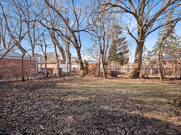 4th image of 5908 N Saint Louis Ave