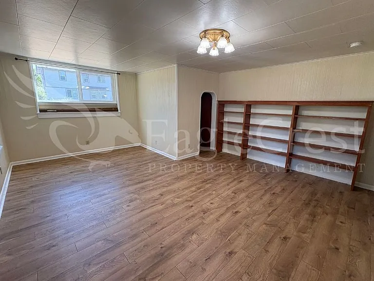 603 E Cherry St — Photo 18