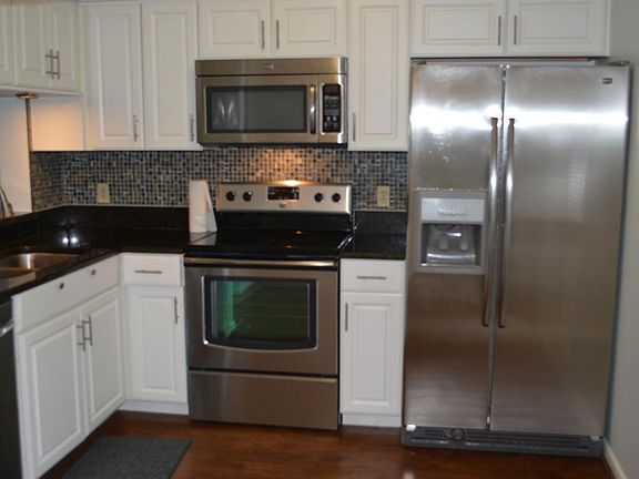 2nd image of 23 Calypso St #23