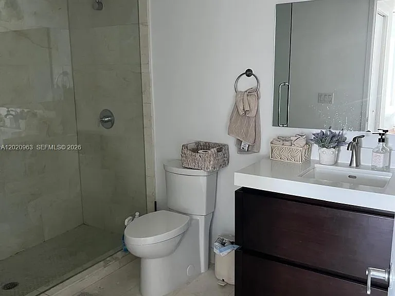 185 SW 7th St #3209 — Photo 8