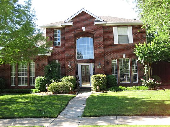 Beautiful home at the top of a secluded cul-de-sac
