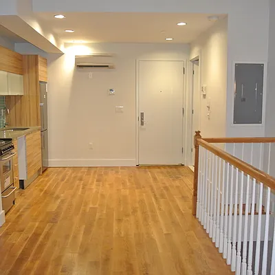 Rented by Nooklyn NYC LLC | media 24